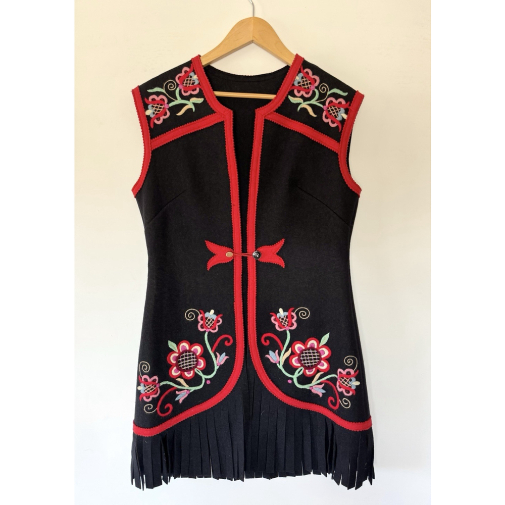 Vintage Hungarian embroidered waist Felt Vest Jacket With Fringe M/L